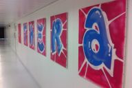 Expression libre et esprit d’équipe pendant l’atelier graffiti proposé par MadCityZen. | © MadCityZen